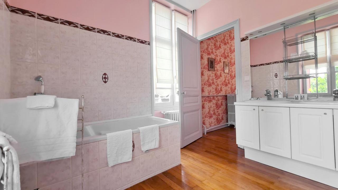 Bed and Breakfast Le Moulin De Francueil Zewnętrze zdjęcie